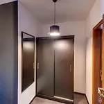 Apartment Black Box *