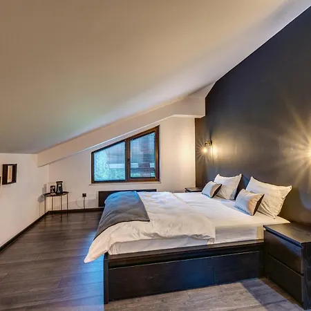 Black Box Apartament Smolan