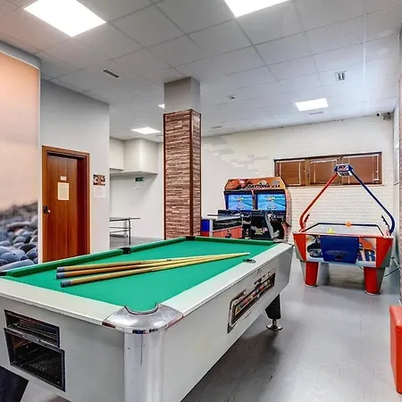 Apartment Black Box *