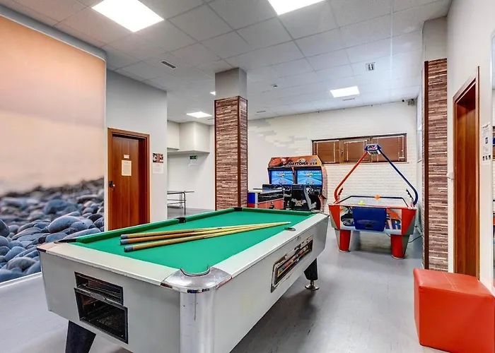 Apartment Black Box *